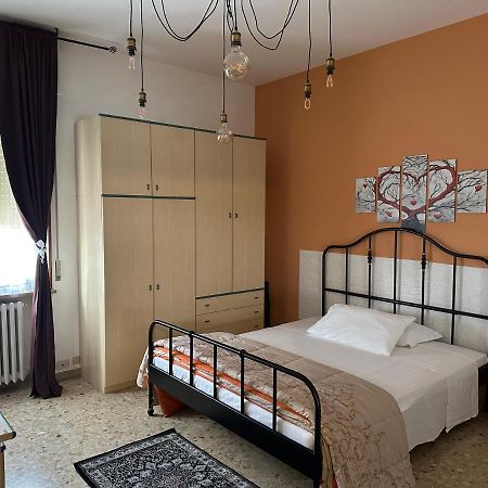 La Casa Di Jennifer Apartment Parma Luaran gambar