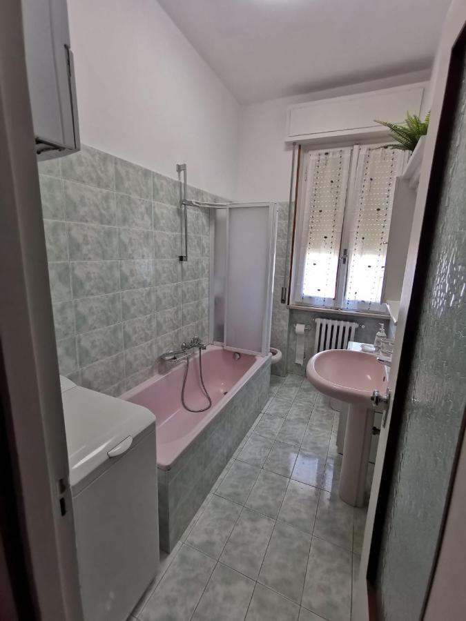 La Casa Di Jennifer Apartment Parma Luaran gambar
