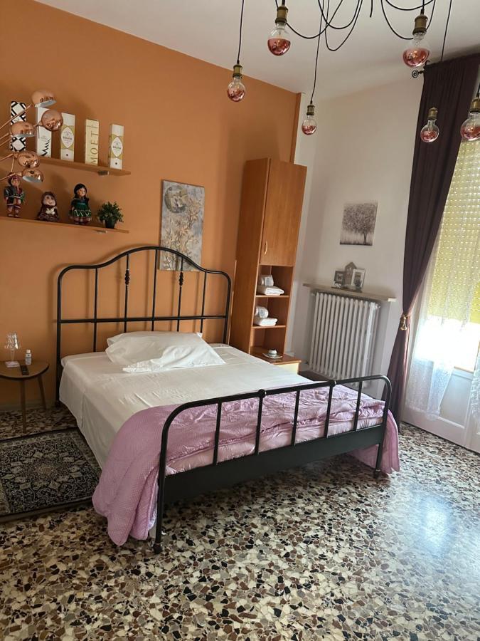 La Casa Di Jennifer Apartment Parma Luaran gambar